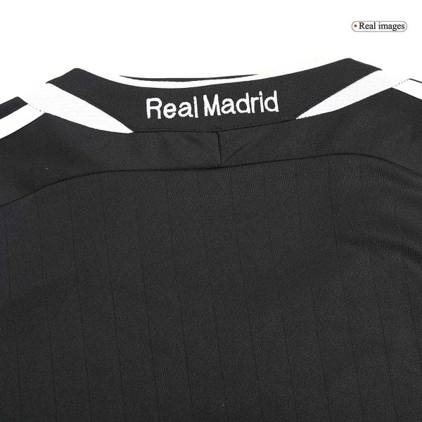 Vintage Soccer Jersey Real Madrid Away Long Sleeve 2006/07