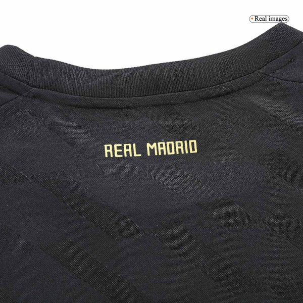 Vintage Soccer Jersey Real Madrid Away 2011/12