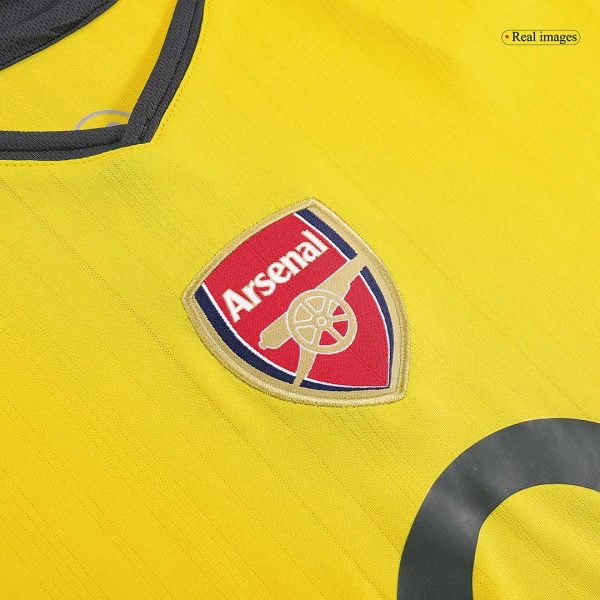 Vintage Soccer Jersey Arsenal Away 2005/06