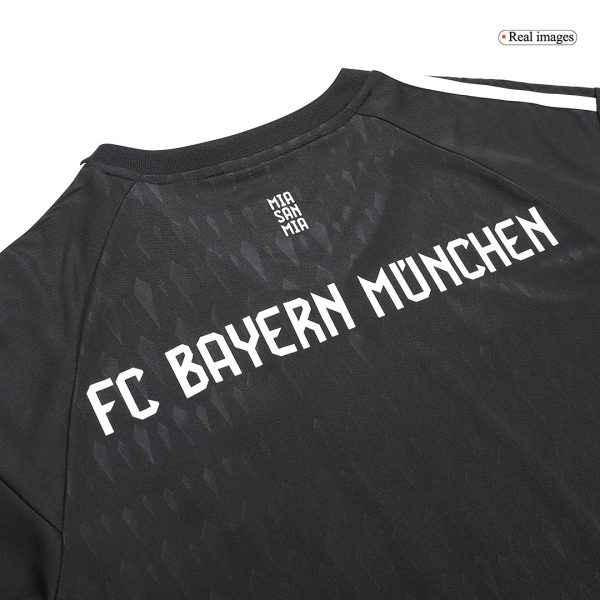 Bayern Munich Goalkeeper Jersey 2023/24