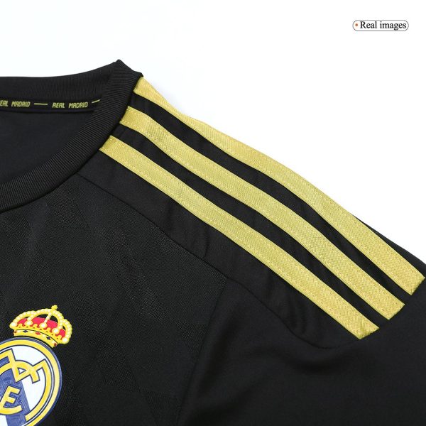 Vintage Soccer Jersey Real Madrid Away Long Sleeve 2011/12