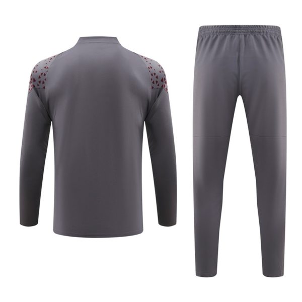 Manchester City 1/4 Zip Tracksuit 2023/24 Gray